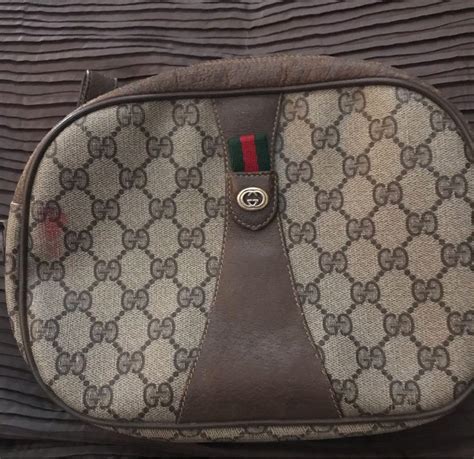 does gucci use ykk zippers|authenticity of gucci bag.